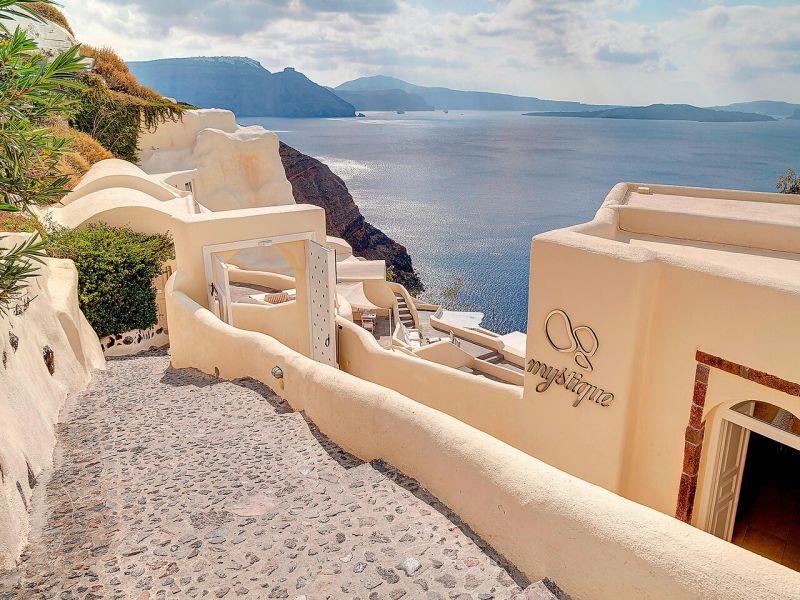 Mystique, a Luxury Collection Hotel, Santorini